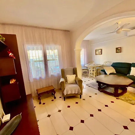 Apartment-house La Mata *