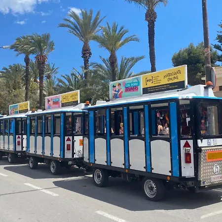 Apartment-house La Mata بيت للعطل تورّيفيِخا